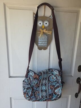 Vera Bradley Sling Quilted Floral Paisley Messanger Bag in Brown & Teal -vintage
